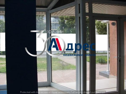 Магазин на две нива под наем в района на м-н Лидл!